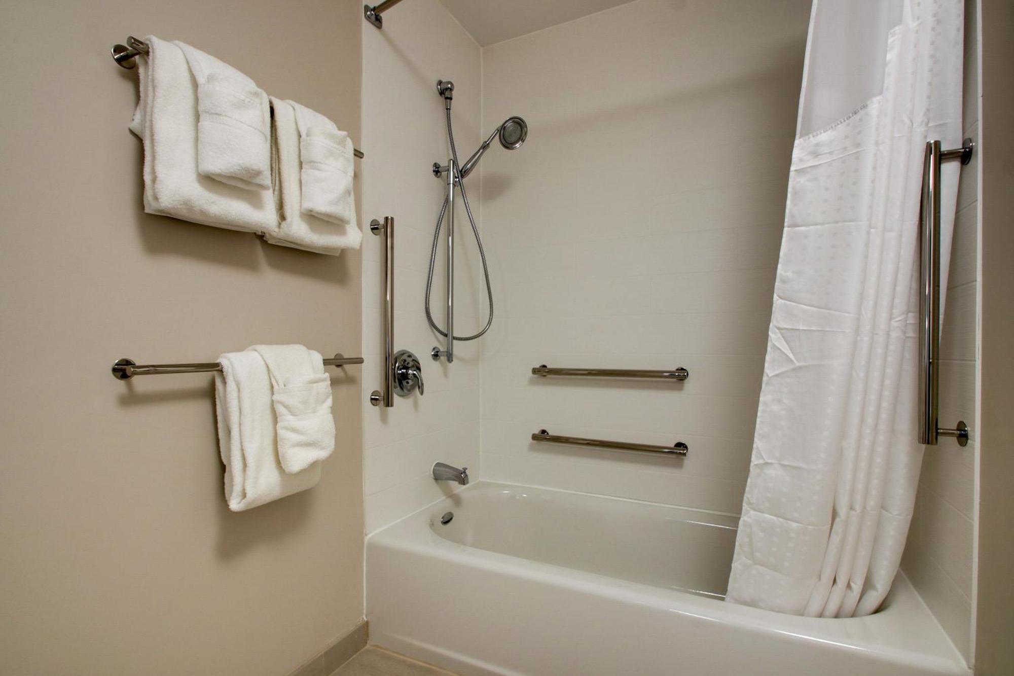 Holiday Inn Express & Suites - Elizabethtown North By Ihg Exteriér fotografie
