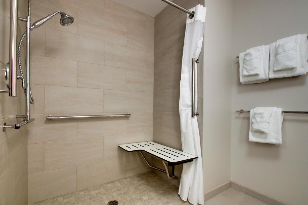 Holiday Inn Express & Suites - Elizabethtown North By Ihg Exteriér fotografie